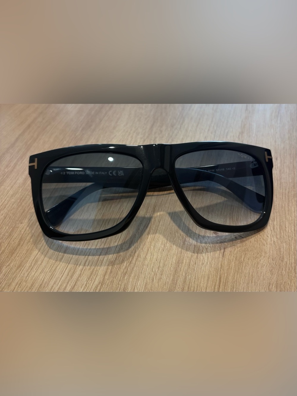 Tom Ford “Morgan” sunglasses